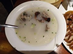 -明丰小渔馆(明月路店)