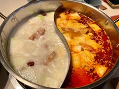 酸汤猪手火锅-小街猪手(团结湖店)