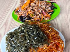 -小四川麻辣面馆(新联草街店)