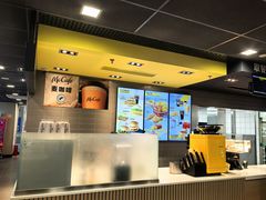 -麦当劳(轻轨曹杨路店)