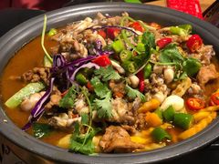 牛肉爱上蛙-炭亲干锅·虾蟹蛙(奥体天虹店)