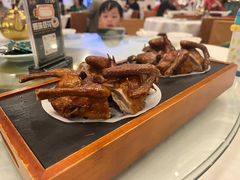 五谷芳红烧乳鸽-五谷芳乳鸽王(海景店)