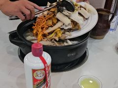 -菌之家·专业纯野生菌火锅·特色炒菌