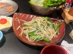 -山川小町·极番烧肉(新地假日广场店)