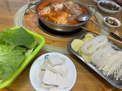 -苗侗地道红酸.酸汤鱼·酸汤牛肉