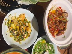 -吃饭皇帝大土家民族菜(荟聚店)