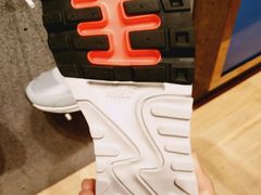 -NIKE品牌体验店(南京东路店)