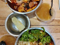 -柳州肥姨妈大骨螺蛳粉(沙河店)