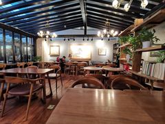 -大书房咖啡(中传国交店)