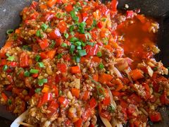 -阿瓦山寨·湘菜现炒·剁椒鱼头王(咸阳总店)