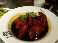 -龙巢盱眙龙虾·牛蛙·烧烤宵夜(八卦岭店)