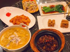 -金陵红鲤鱼餐厅(孝陵卫紫金山店)