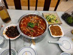 -焱焰鲜锅兔·佳味郑氏·自贡特色菜