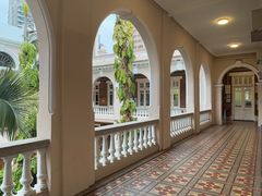 -香港大学