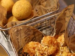 -BHC炸鸡(明洞总店)