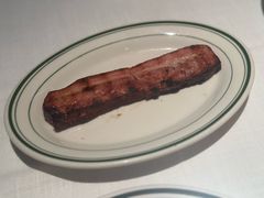 -Wolfgang’s Steakhouse 沃夫冈牛排馆(上海白玉兰广场店)