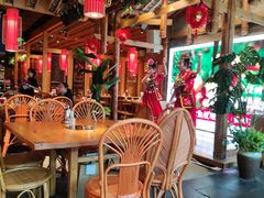 大堂-野山舂·贵州现舂酸汤火锅(鸿通城店)