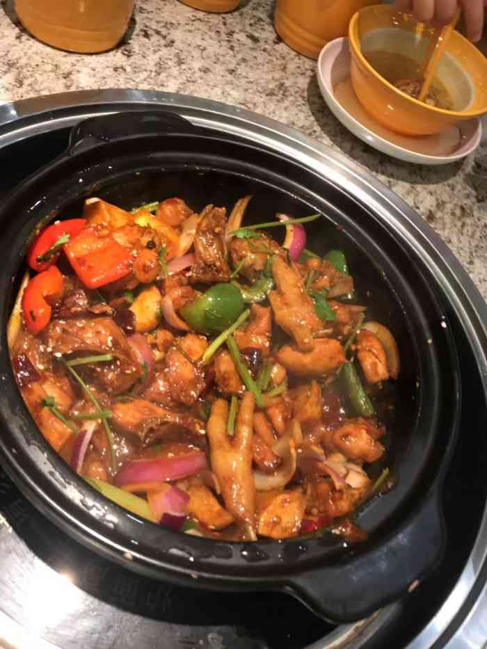 向西鸡煲(海雅缤纷城店)