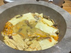 -云尊府云南菜·蒸汽石锅鱼(五棵松华熙店)