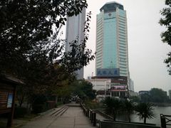 android_upload_pic-喷泉公园
