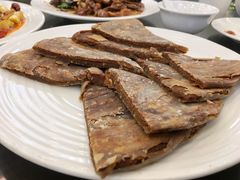 麻酱糖饼-鸿运楼烤鸭店(天桥店)
