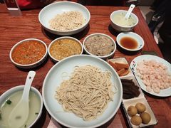 -裕兴记•蟹黄面馆(人民广场店)