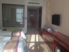 -兴芮温泉度假区