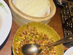 薄饼卷羊肉粒-楼兰新疆主题餐厅(苏州中心店)