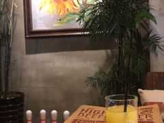 -HIGH FIVE哈福手工汉堡(桂林路店)