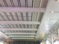 -星巴克(上海虹桥站2A检票口)