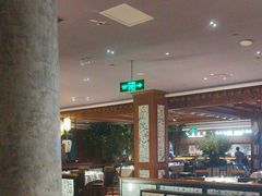 -八府香鸭·啫啫煲(华山路店)