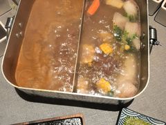 -左庭右院鲜牛肉火锅黑金店(陆家嘴中心店)