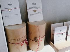 -LADY FAFA(巨鹿路陕西南路路口店)