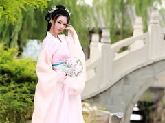 -九月鹰飞汉服摄影工作室