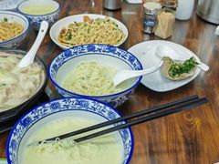 -雪琴面馆富安特色鱼汤面(城中花园店)