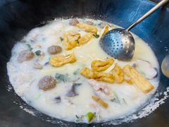 -陈大锅·岳阳鱼馆·地道岳阳菜(美食街店)