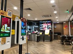 -麦当劳(华融店)