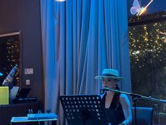 -145号U&Lounge Bar