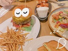 -HELLO 27 意面·沙拉·帕尼尼