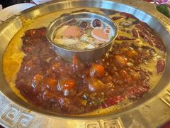 -山城年华老火锅(玉林店)