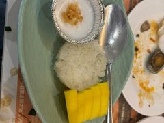 -金马门国际美食百汇(珞喻路店)
