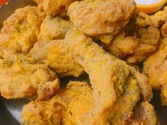 -BHC炸鸡(明洞总店)