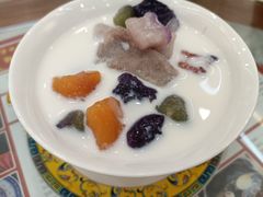 -甜赐良缘牛奶甜品世家(新都汇店)
