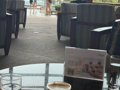 -亚龙湾喜来登·美景台大堂吧