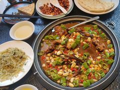 -侯志伟老街炒鸡(广济街店)