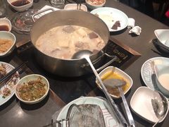 -捞王锅物料理(上海世茂广场店)