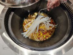 -玺炖·中国铁锅炖(虹桥天街店)