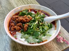 特色牛肉豆腐脑-晓友烧麦(光华村店)