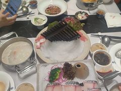 -红鼎豆捞· 20年老店每天都新鲜(宝丰路店)