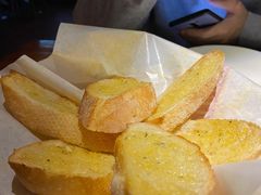 蒜香黄油法包-秀·爱尔兰餐吧(上海路店)